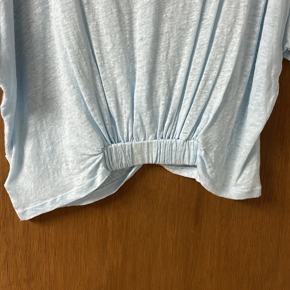 Express size XL baby blue crop top - Picture 5 of 6
